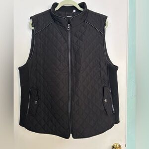 Chico size 4 (18) Black Quilted Women's Vest
